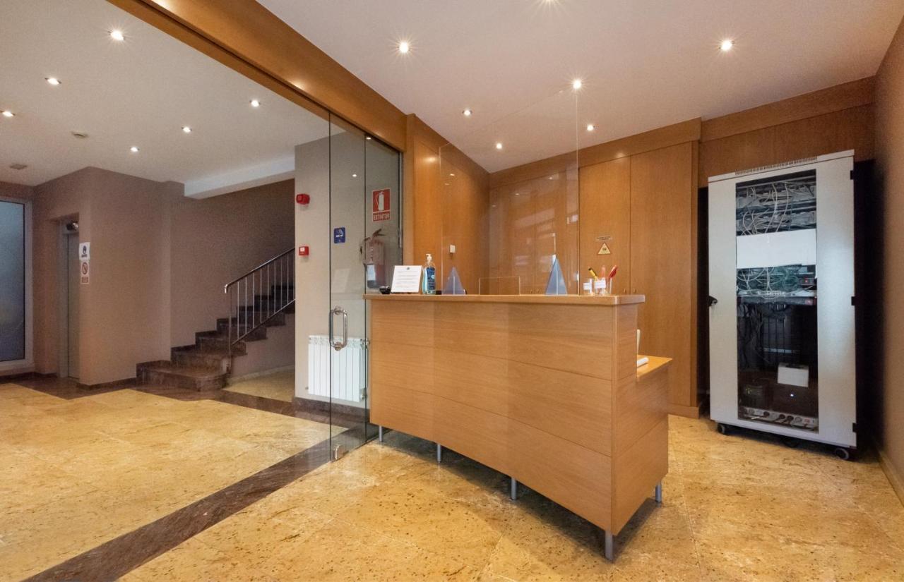 Aparthotel Iceberg Sant Julià de Lòria Εξωτερικό φωτογραφία