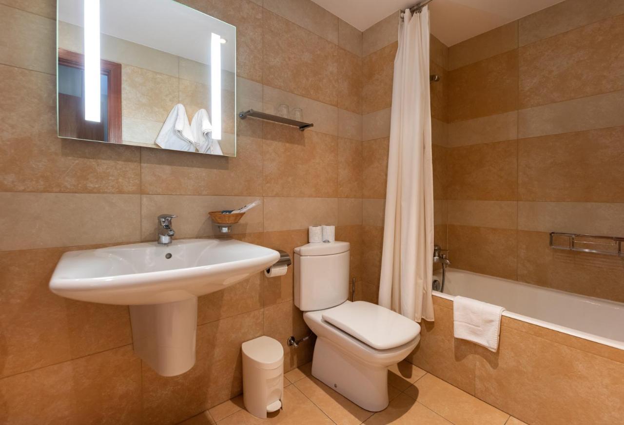 Aparthotel Iceberg Sant Julià de Lòria Εξωτερικό φωτογραφία